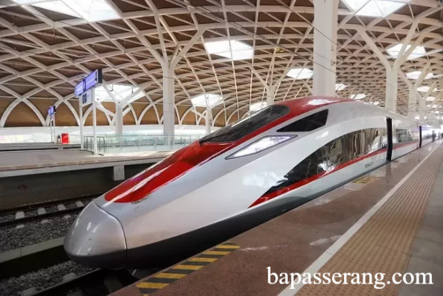 Kereta cepat Whoosh